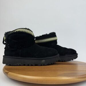 Womens Ugg Classic‎ Ultra Mini Alpsey Black Suede Shearling Boots Size 10 M GUC